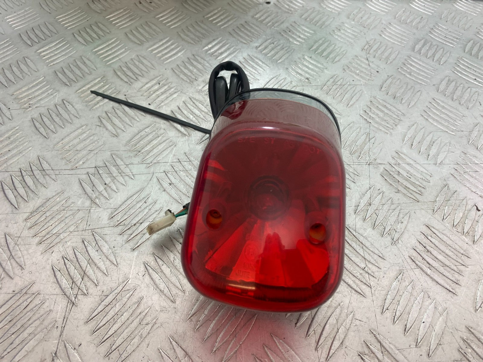 PIONEER NEVADA XF125 REAR LIGHT  YEAR 2009 (CMB1214)