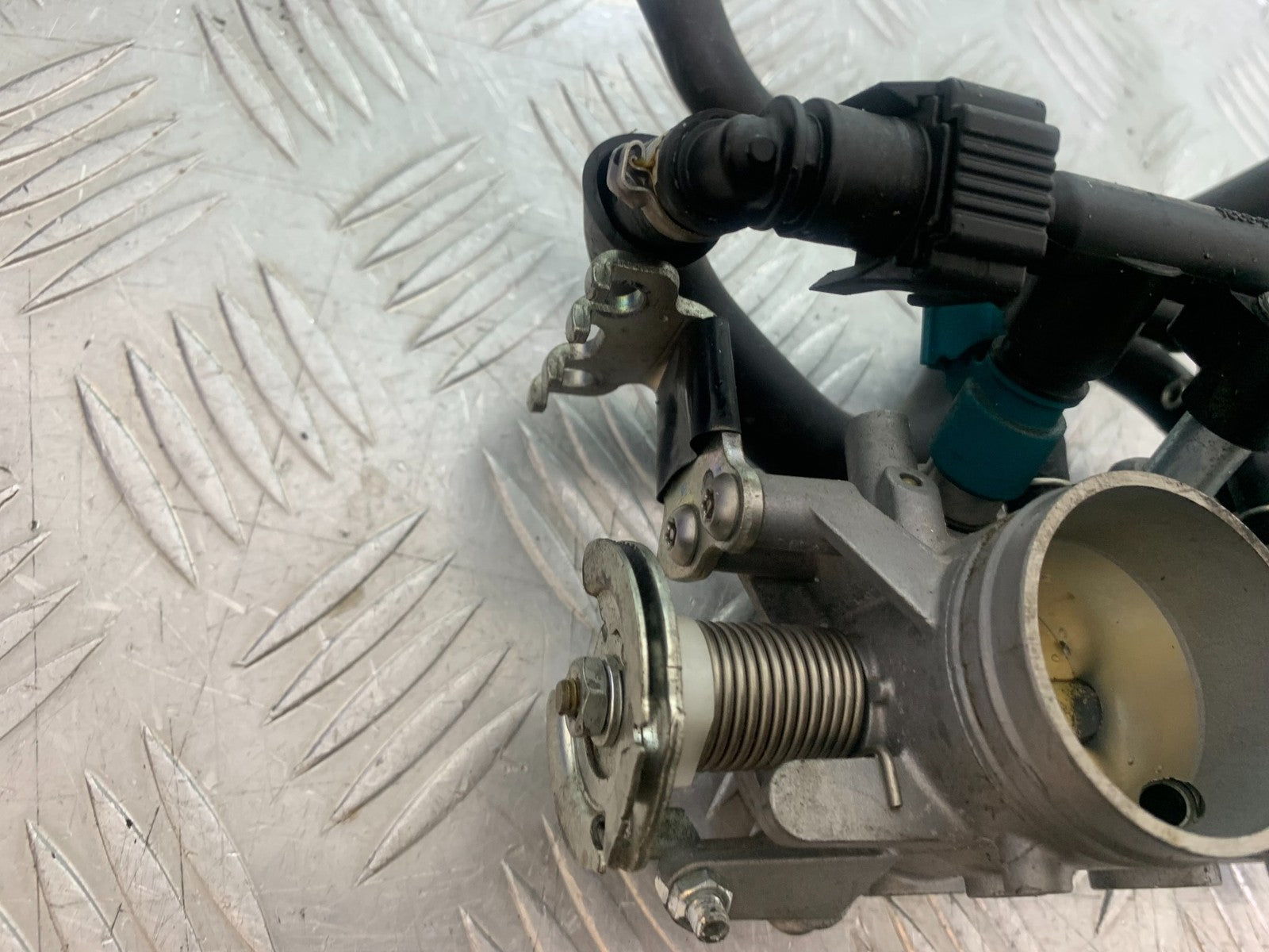 YAMAHA YZF R7 THROTTLE BODIES  YEAR 2022-2025 (CMB1255)