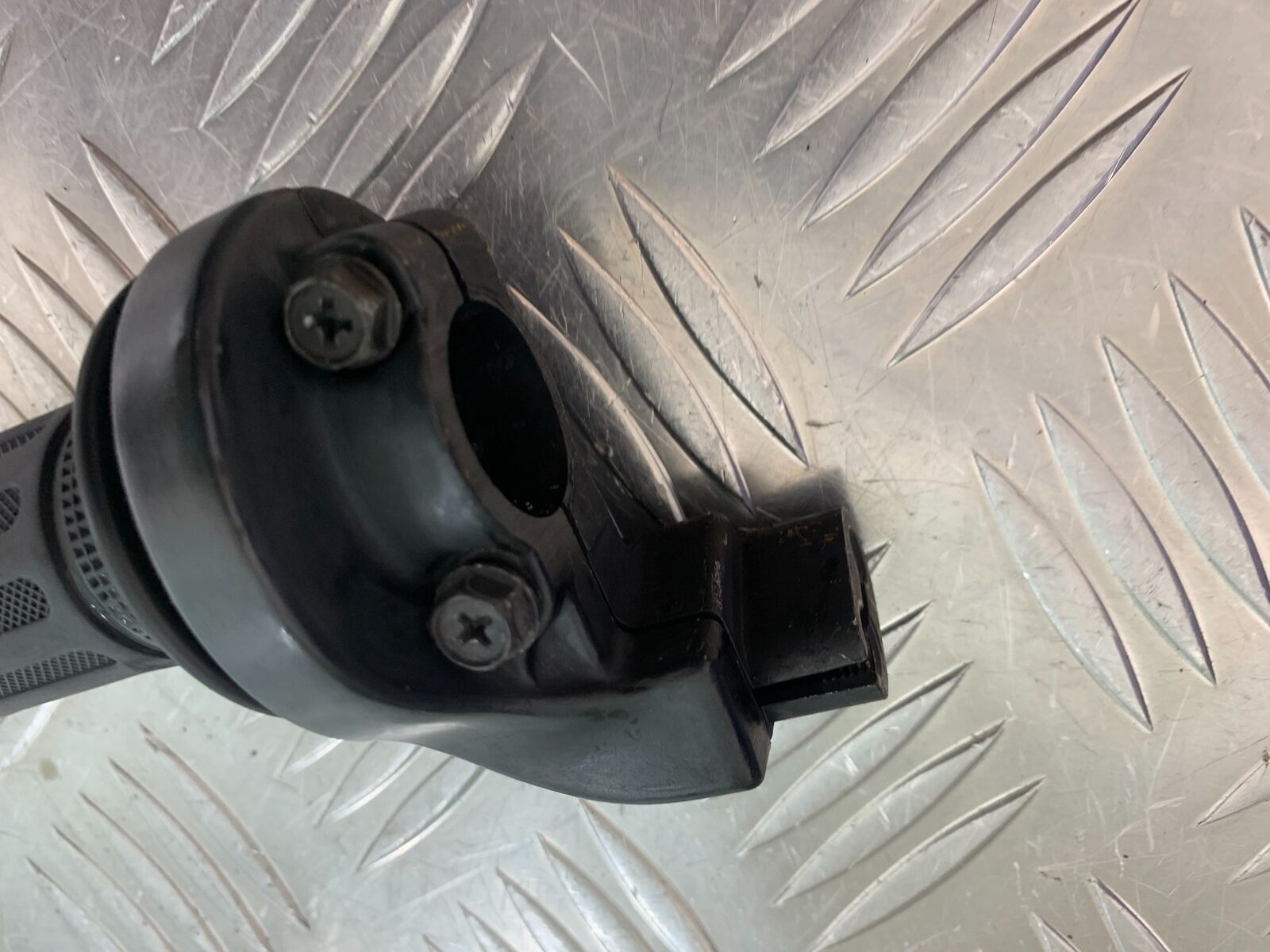 HONDA XL125 VARADERO THROTTLE AND GRIP  YEAR 2007-2013 (CMB1019)