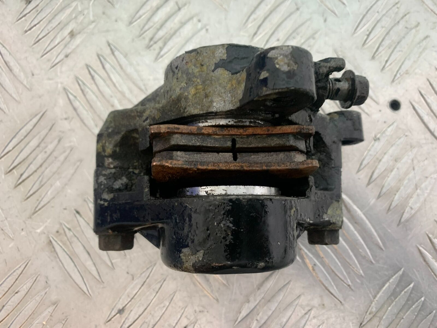 YAMAHA FJ1100 FJ 1100 REAR BRAKE CALIPER  (SOLD AS PARTS) 1984-1985 (CMB1101)