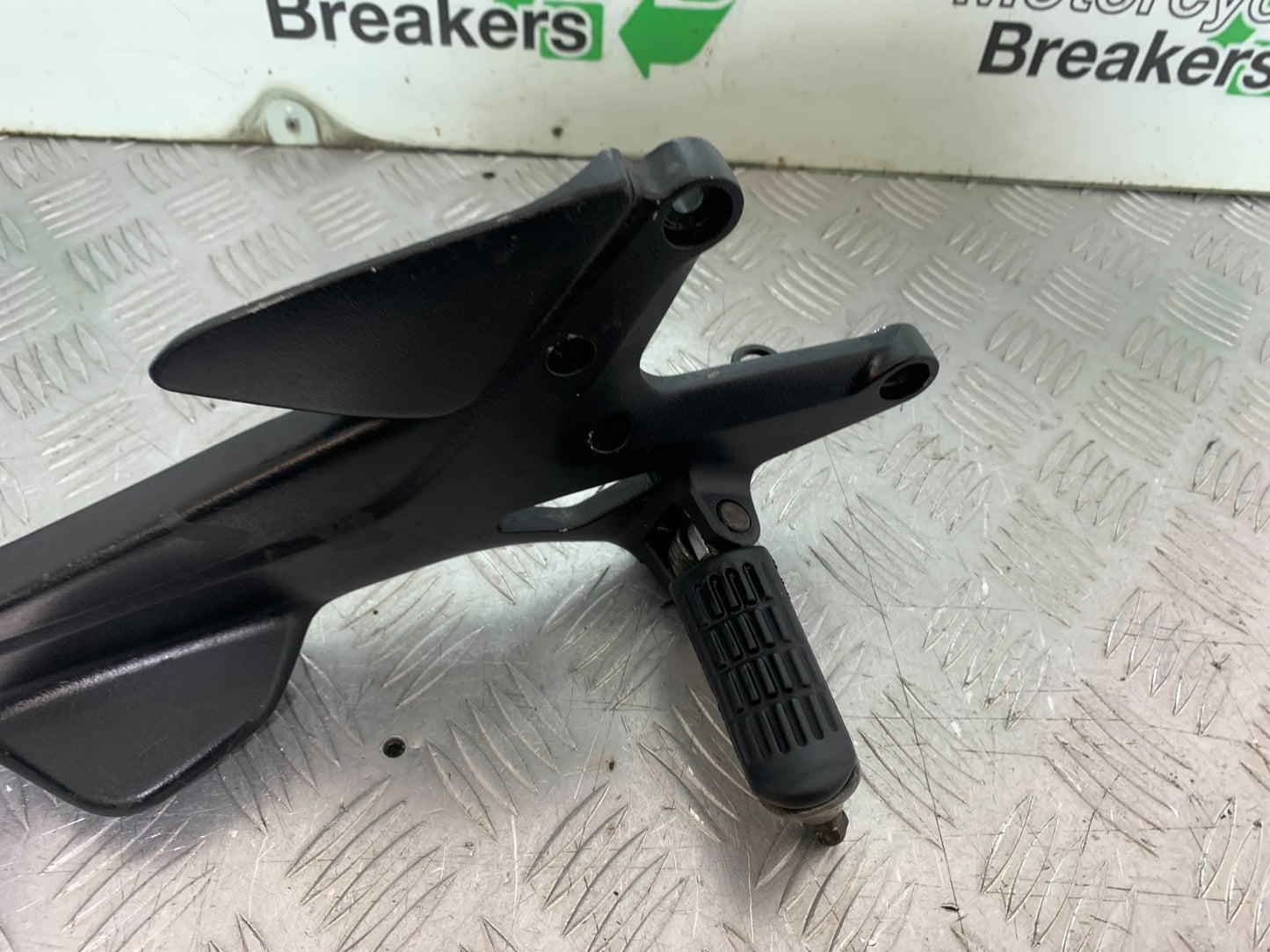 HONDA CBF600 CBF 600 FRONT RIGHT HANGER  YEAR 2004 -07 (CMB1247)