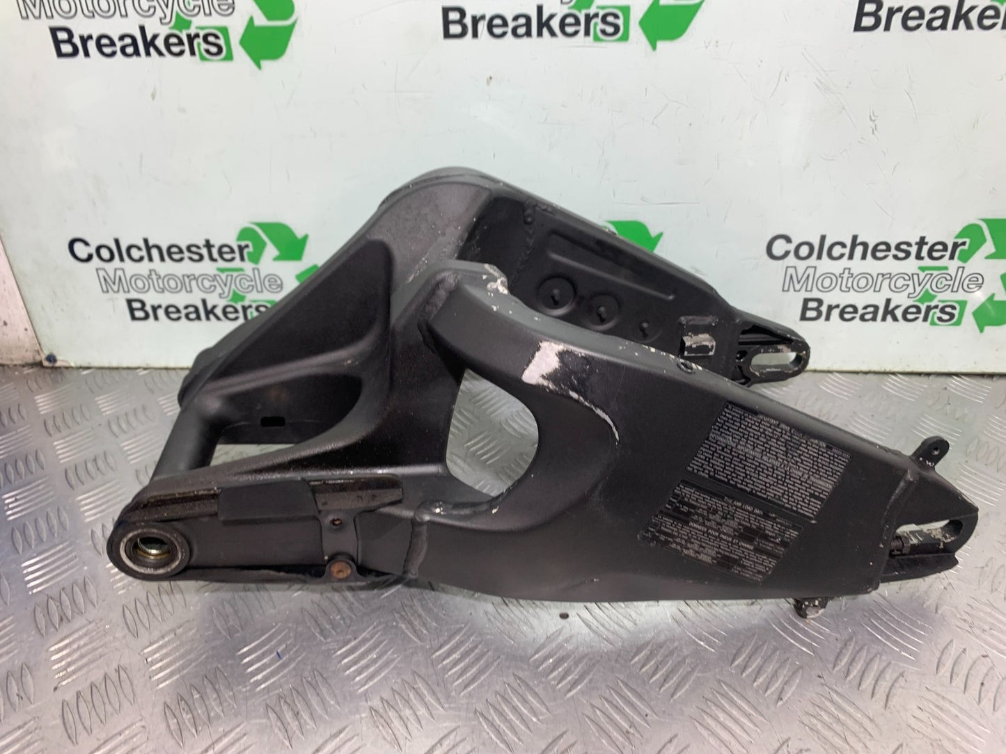 KAWASAKI ZX10R ZX10 R SWINGARM  2008-2010 (CMB1301)