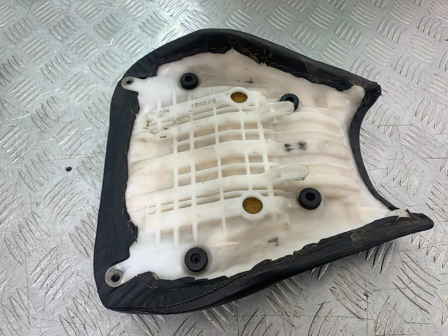 HONDA CBR1000 rr FIREBLADE FRONT SEAT YEAR 2006 (CMB1220)