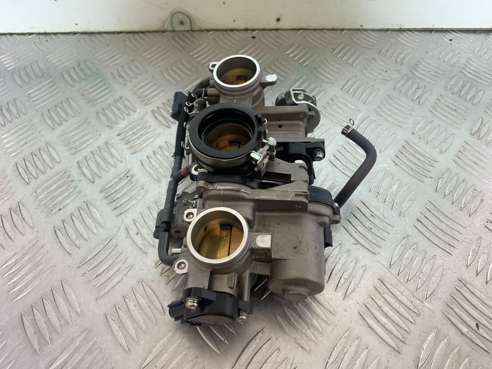 YAMAHA XSR900 XSR 900 THROTTLE BODIES  YEAR 2021-2022 (CMB1073)