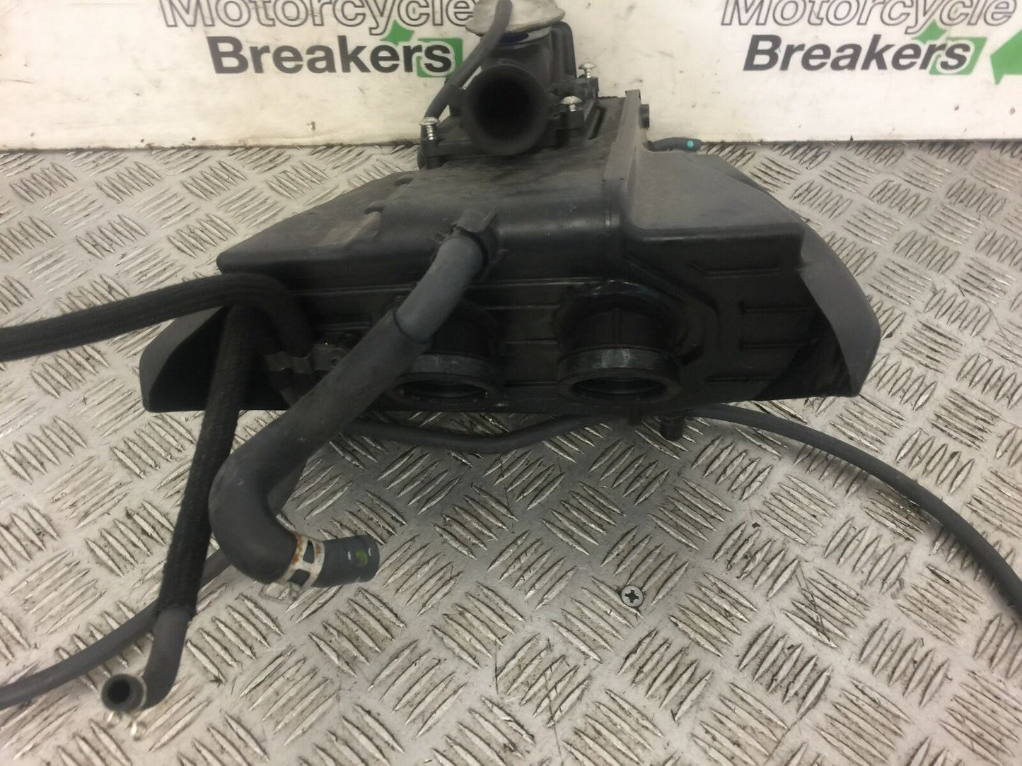 YAMAHA MT07 MT-07 AIR BOX  YEAR 2014 (STOCK 467)