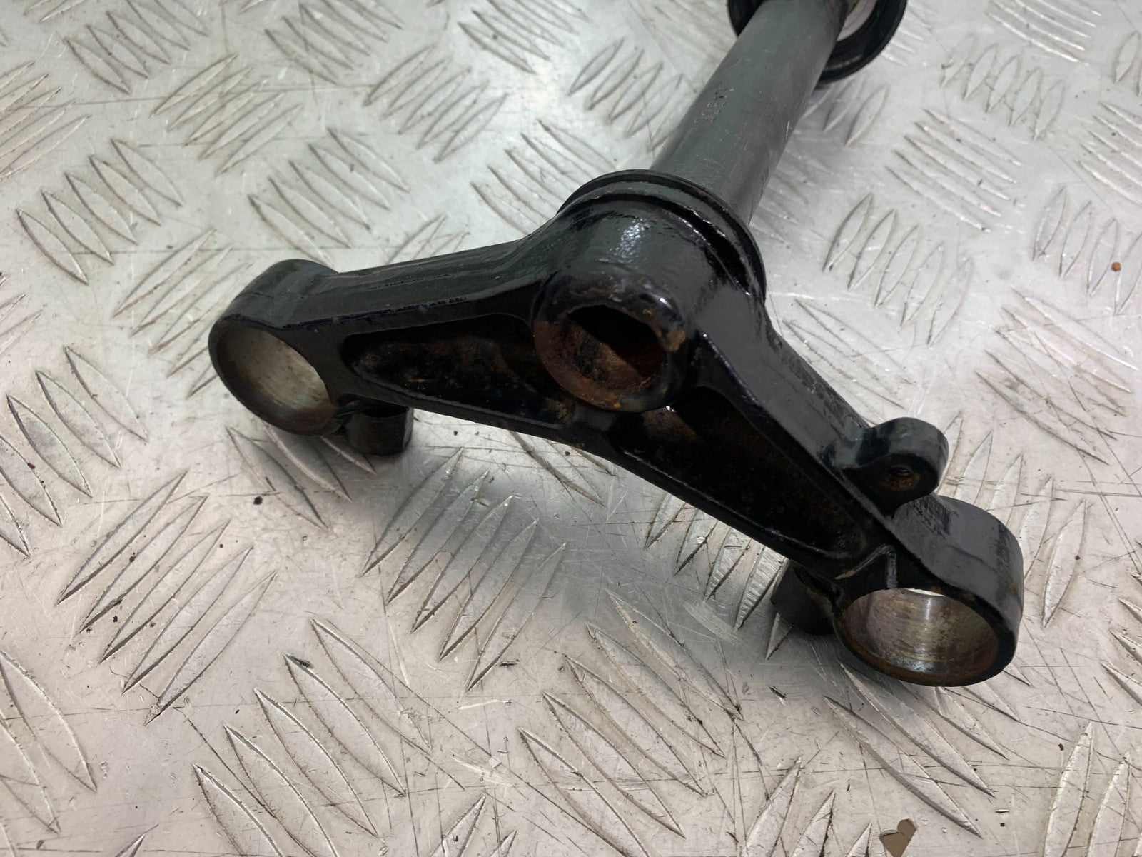 HONDA CBF125 CBF 125 BOTTOM YOKE   YEAR 2009-14 (CMB1182)