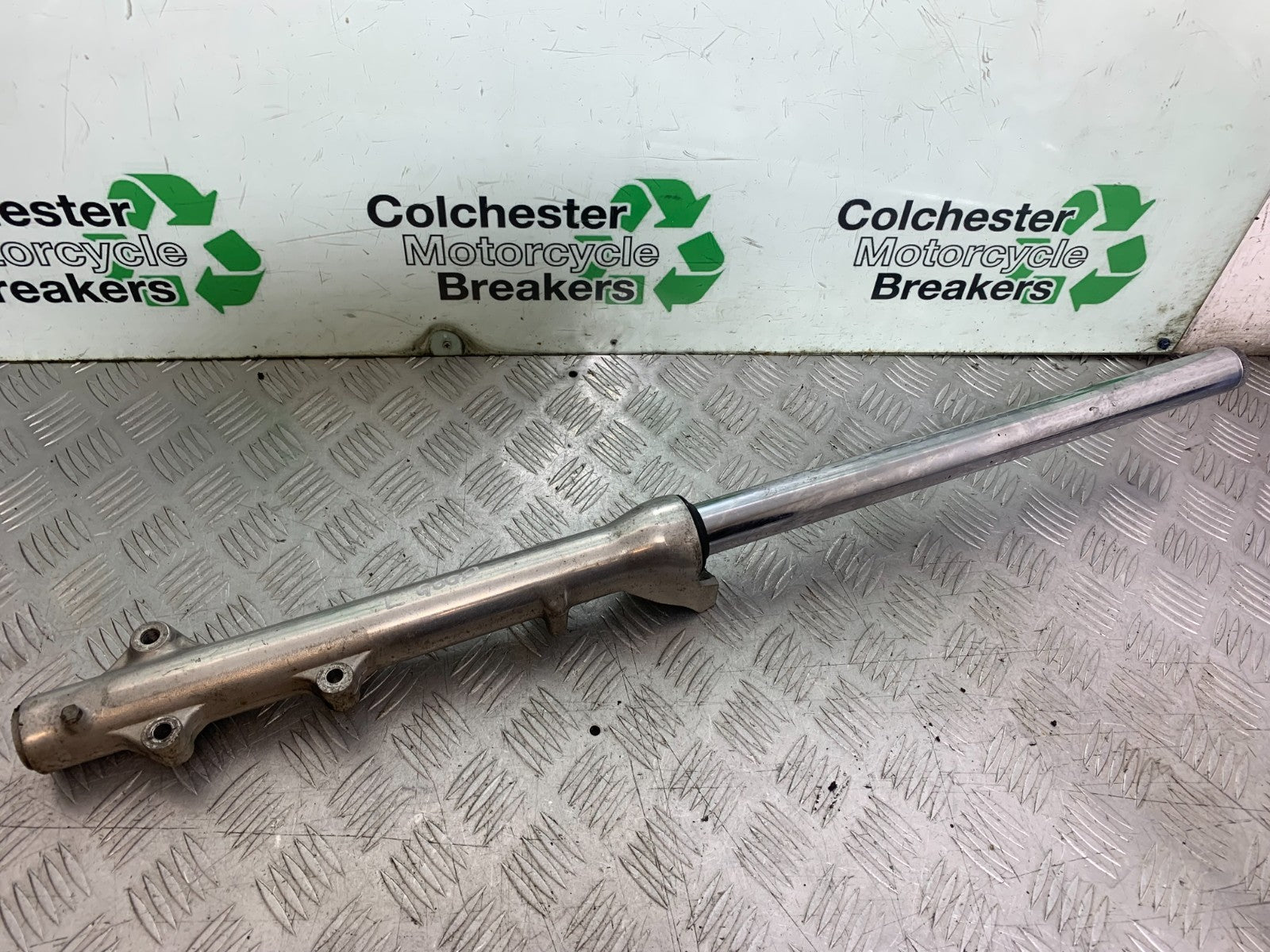 HONDA VT700 VT 700 SHADOW RIGHT FORK YEAR 1984-85 (CMB1328)