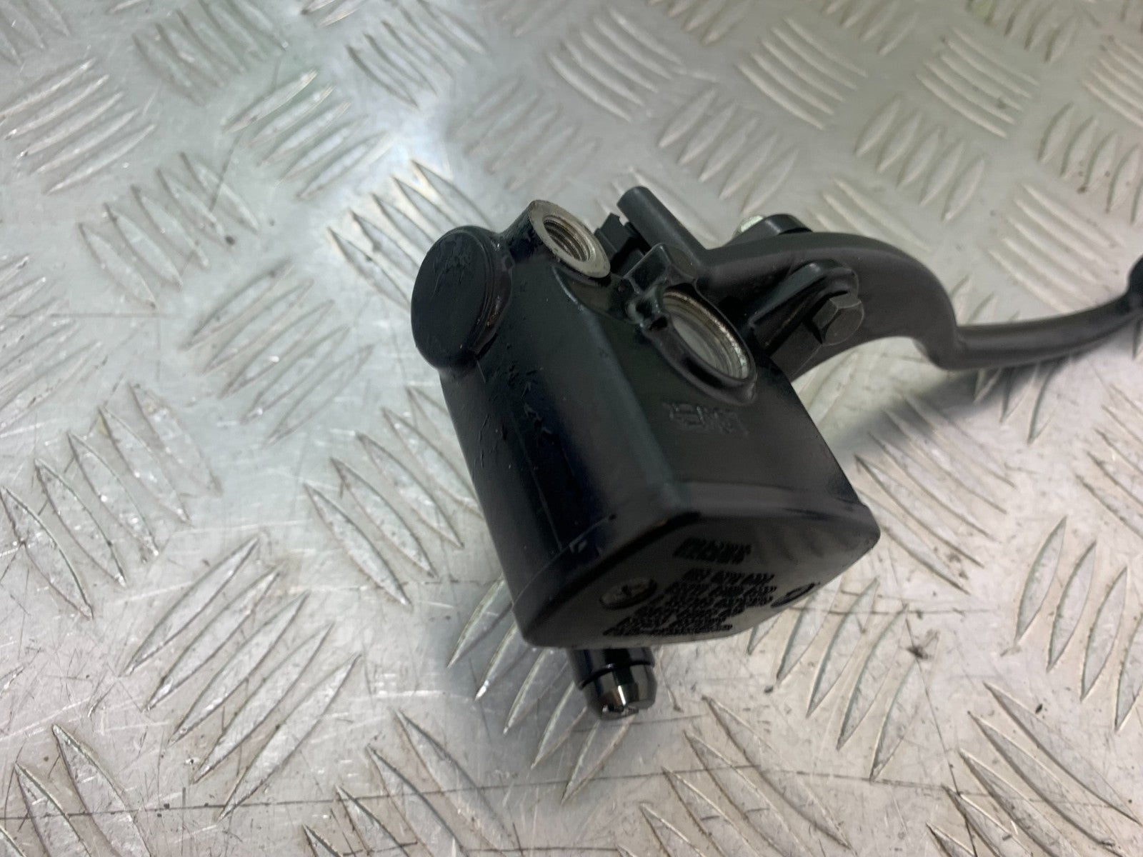 YAMAHA XMAX 300 FRONT MASTER CYLINDER YEAR 2017-2020 (CMB1218)