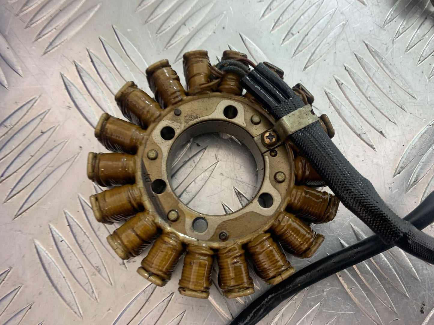 HONDA CB600 CB 600 HORNET GENERATOR  YEAR 1998 -2002 (CMB1126)