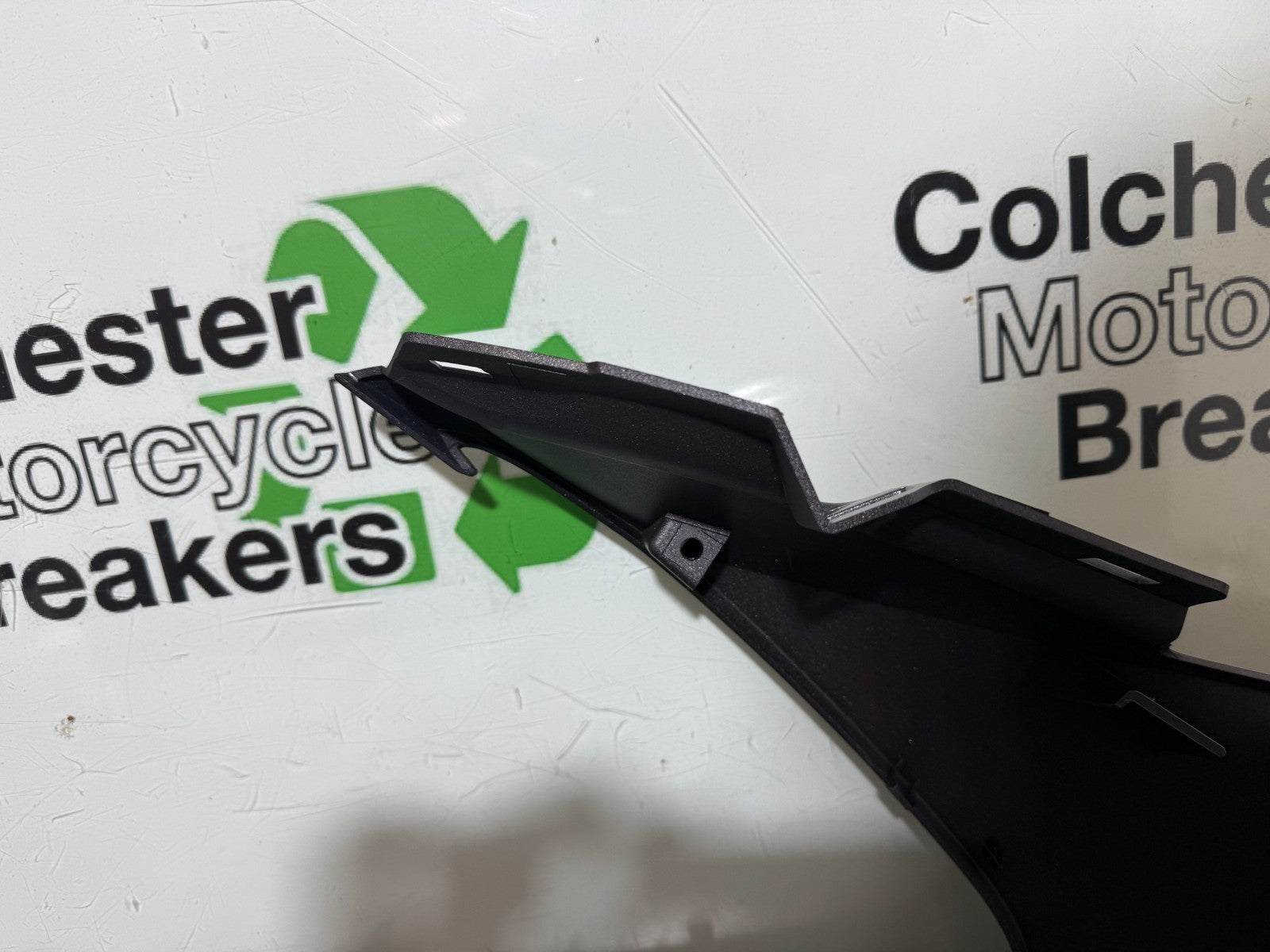 SUZUKI GSXR1300 GSXR 1300 HAYABUSA GEN 3 LEFT FAIRING PANEL YEAR 2022 - 2024