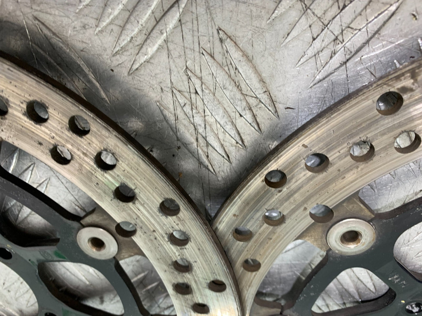 DUCATI 848 FRONT BRAKE DISCS YEAR 2008-2010 (CMB1323)