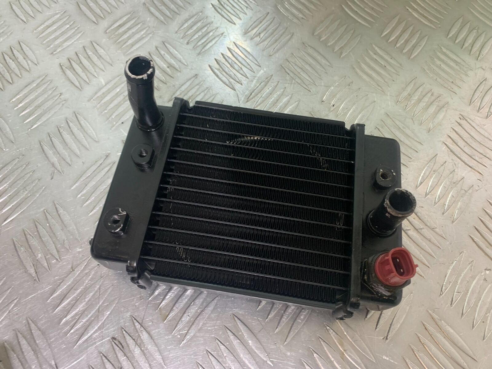 SINNIS TERRAIN 125 LEFT RADIATOR  YEAR 2024 (CMB1072)