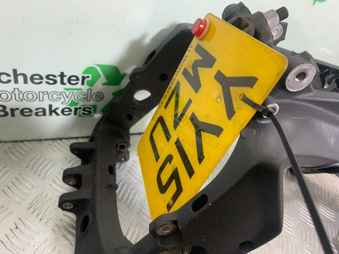 TRIUMPH 675 STREET TRIPLE FRAME REG LOG BOOK   2013-2016 (CMB1186)