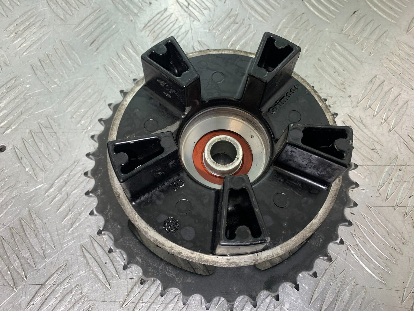 HONDA CBF600 CBF 600 SPROCKET CARRIER  YEAR 2004 -07 (CMB1247)