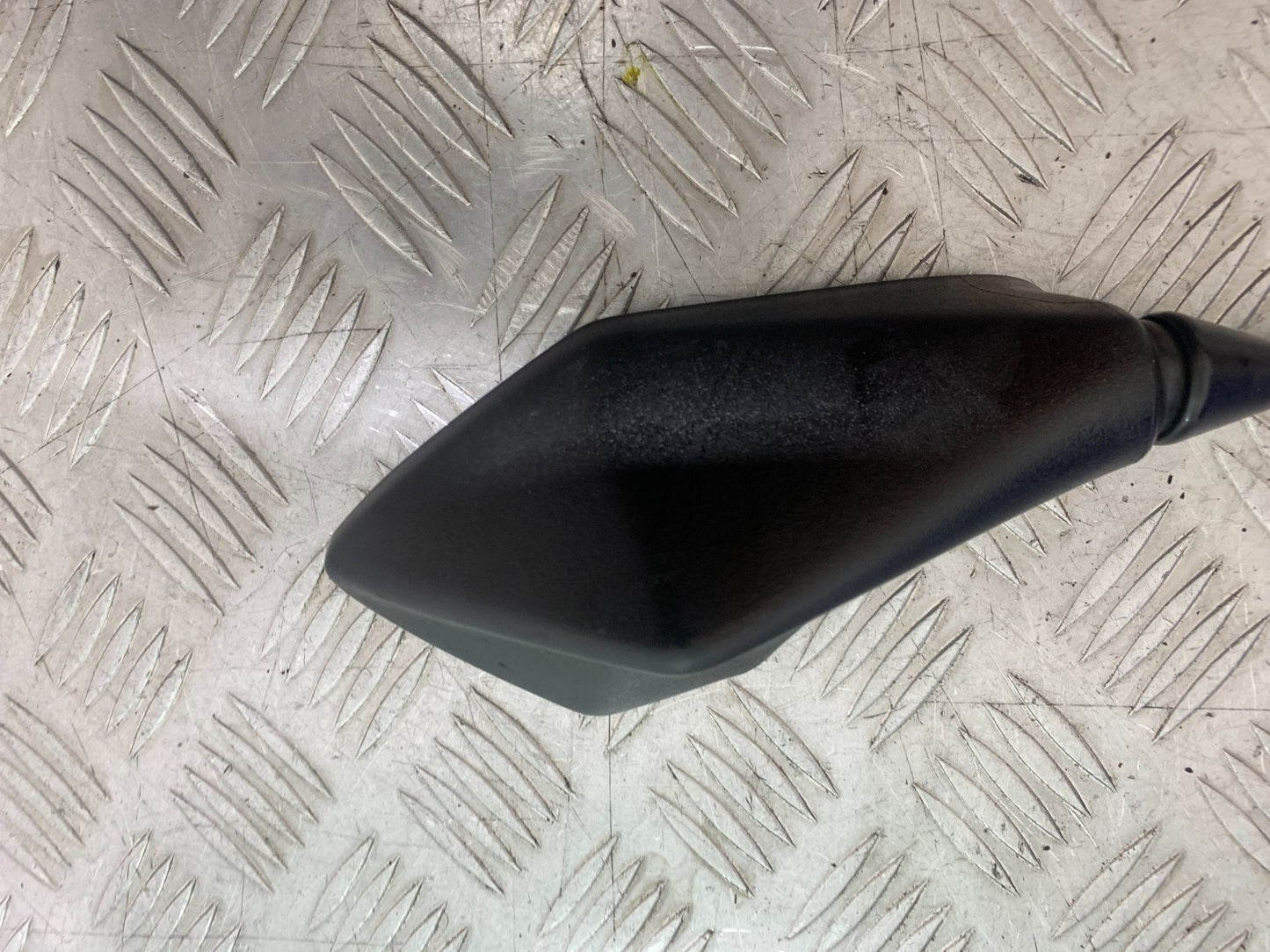 KAWASAKI Z125 Z 125 RIGHT MIRROR  YEAR  2018-2023 (CMB1167)