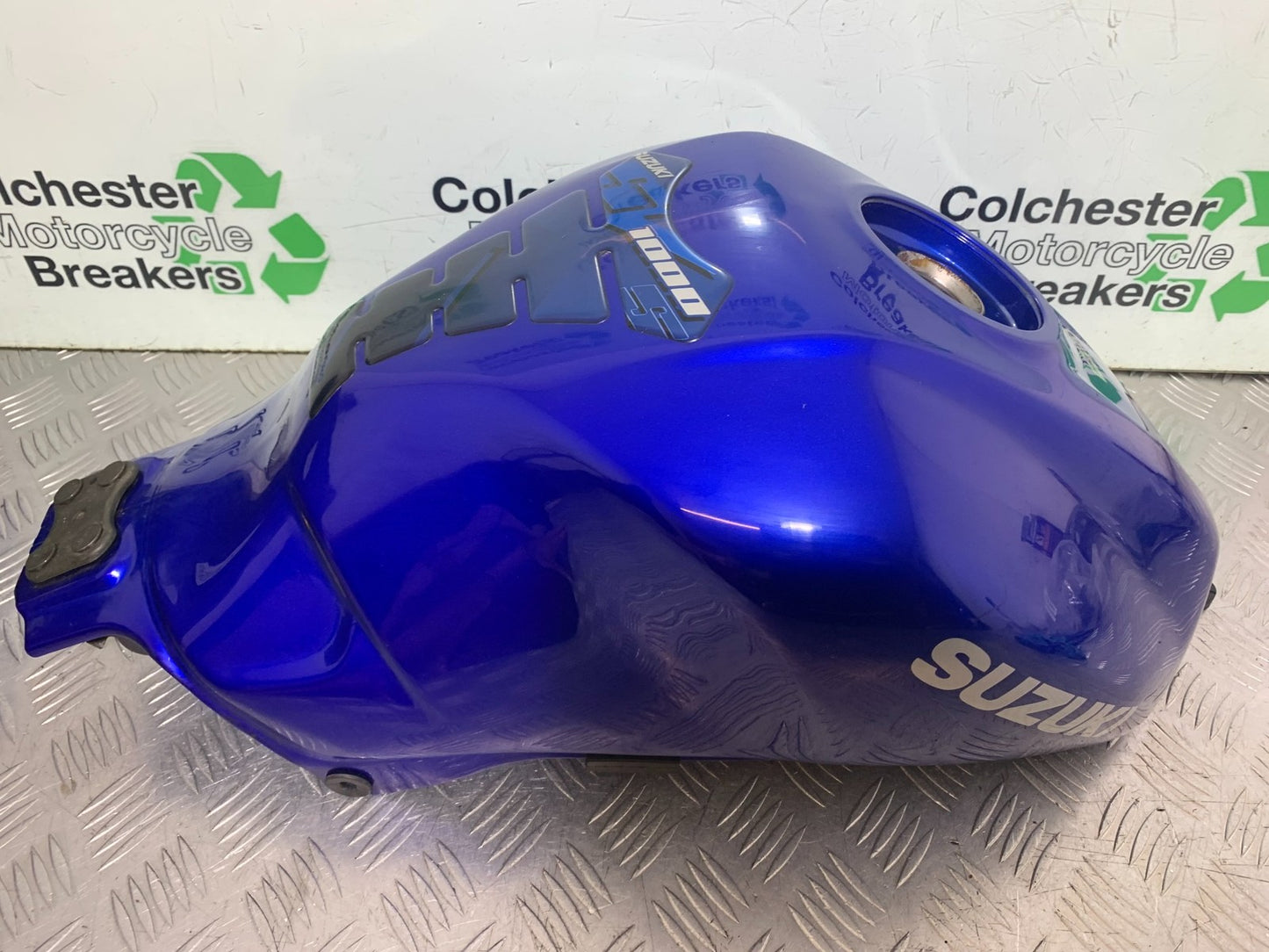 SUZUKI SV1000 SV 1000 S PETROL TANK  YEAR 2003-2007 (CMB1293)