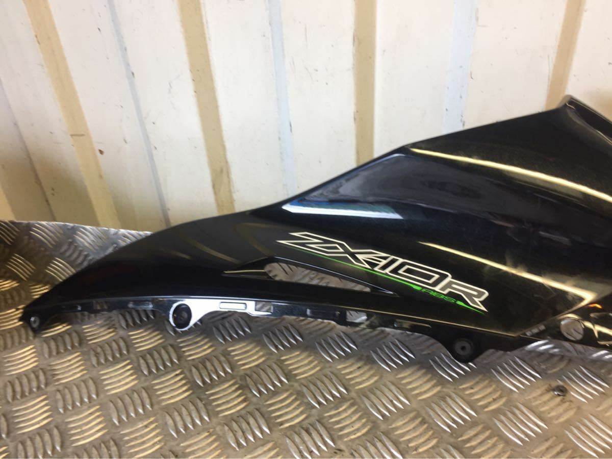 KAWASAKI ZX10R ZX 10R RIGHT TOP FAIRING PANEL   YEAR 2011-2015