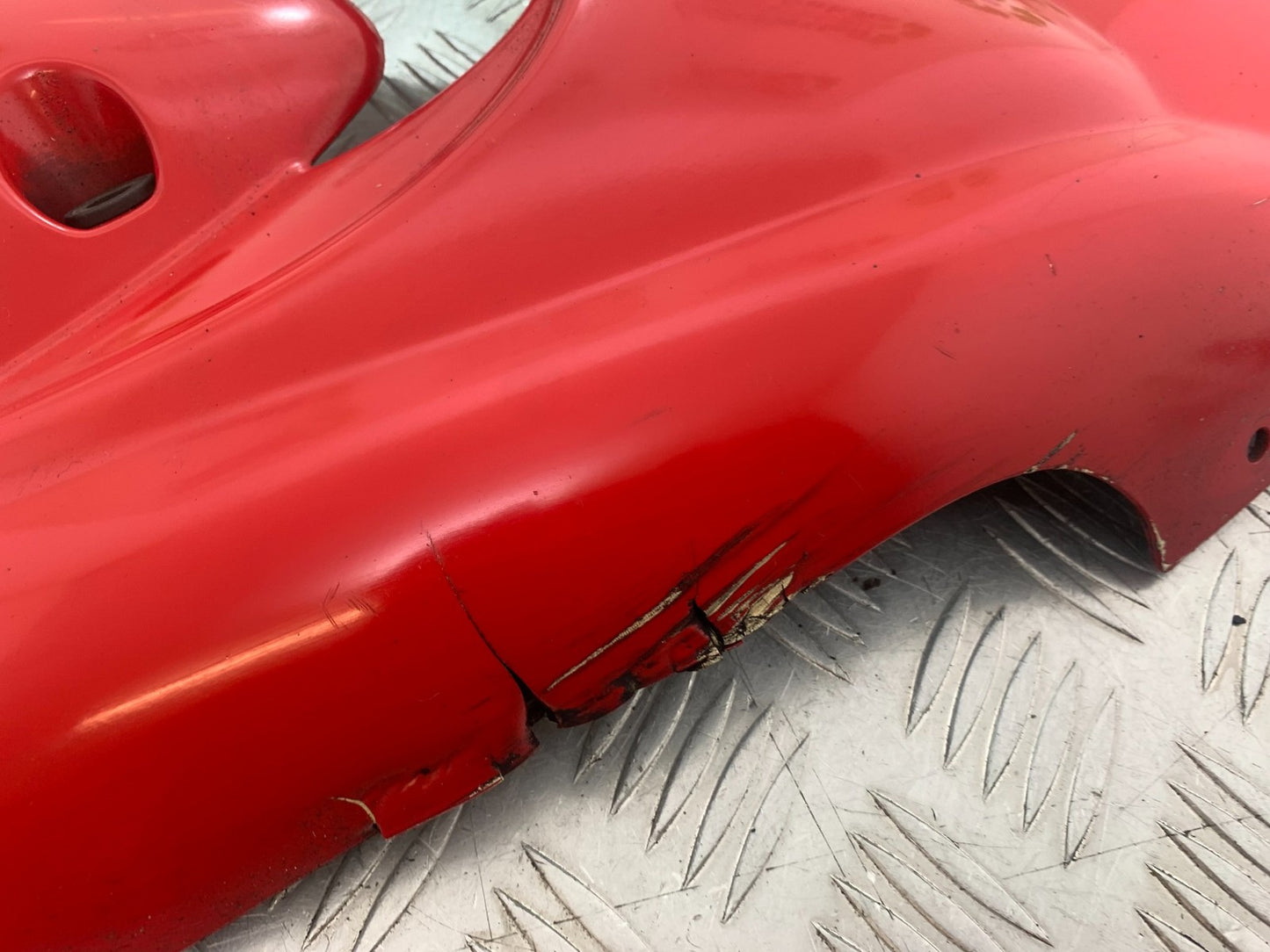 TRIUMPH 955i SPRINT ST RIGHT LOWER FAIRING  1999-2004 (CMB1176)