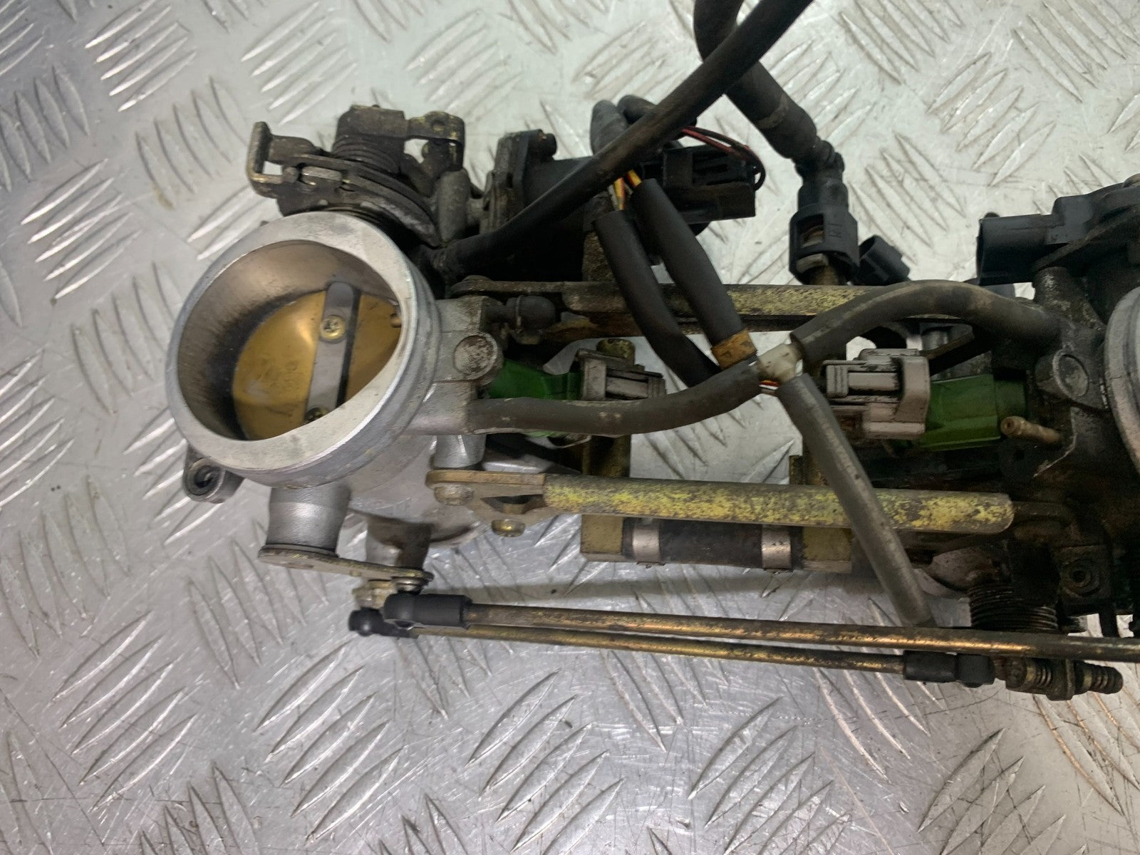 SUZUKI SV1000 SV 1000 S THROTTLE BODIES  YEAR 2003-2007 (CMB1293)