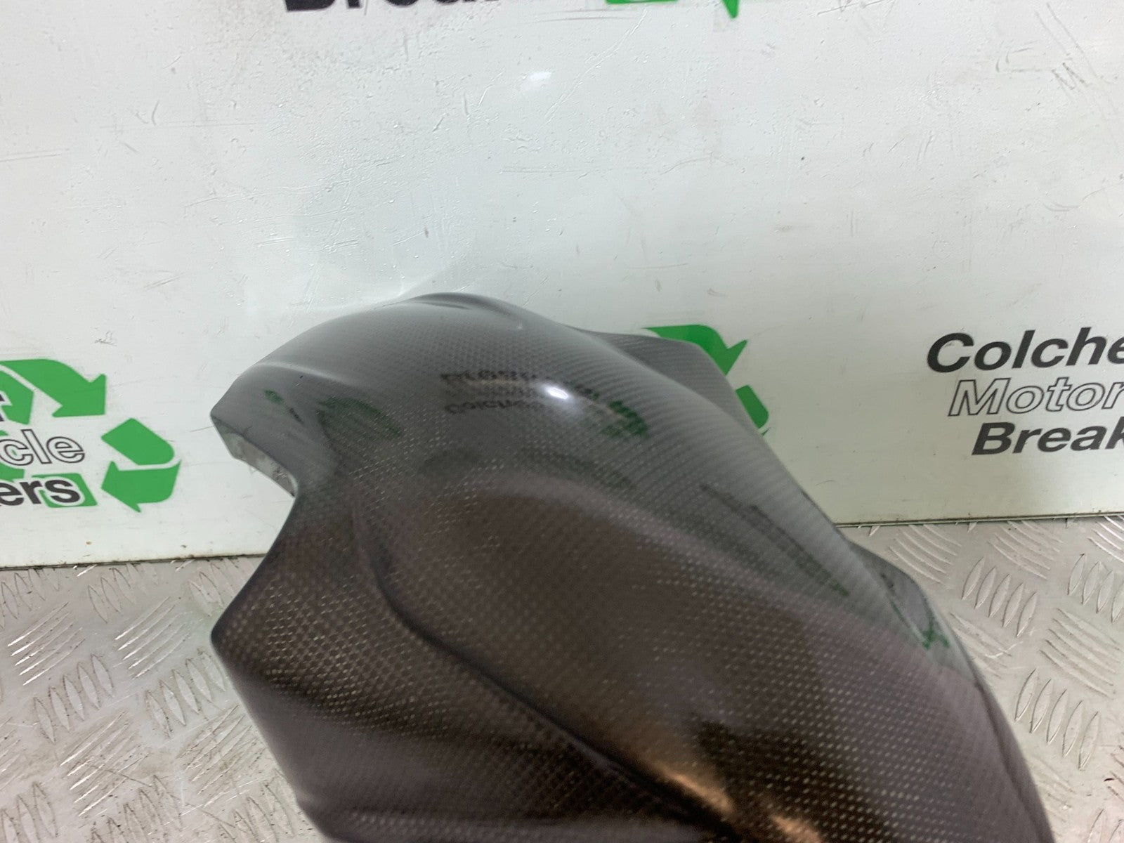 MV AGUSTA 800 F3 CARBON FRONT MUDGUARD  YEAR 2017-2019 (CMB1227)