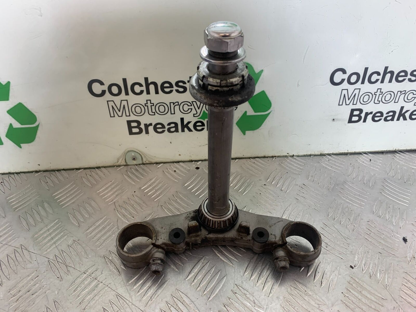 HONDA CB600 CB 600 HORNET BOTTOM YOKE  YEAR 1998 -2002 (CMB1126)