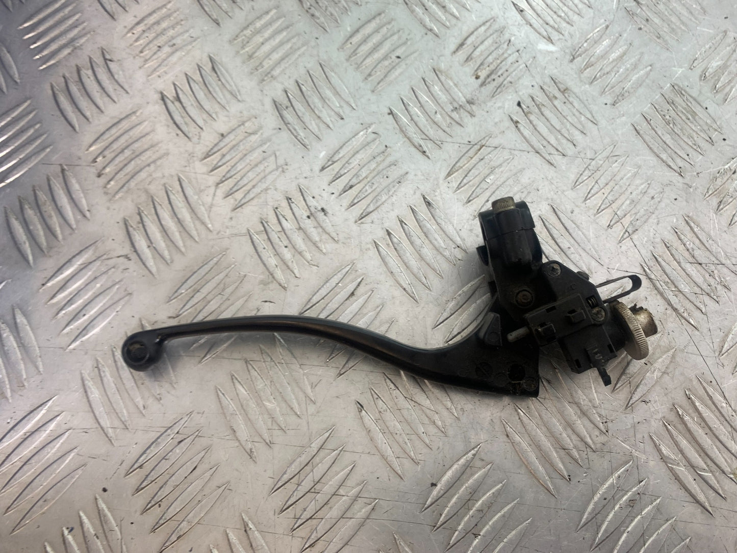 KAWASAKI ZX6R ZX6 R P7F P8F CLUTCH LEVER AND BRACKET YEAR 2007-08 (CMB1165)