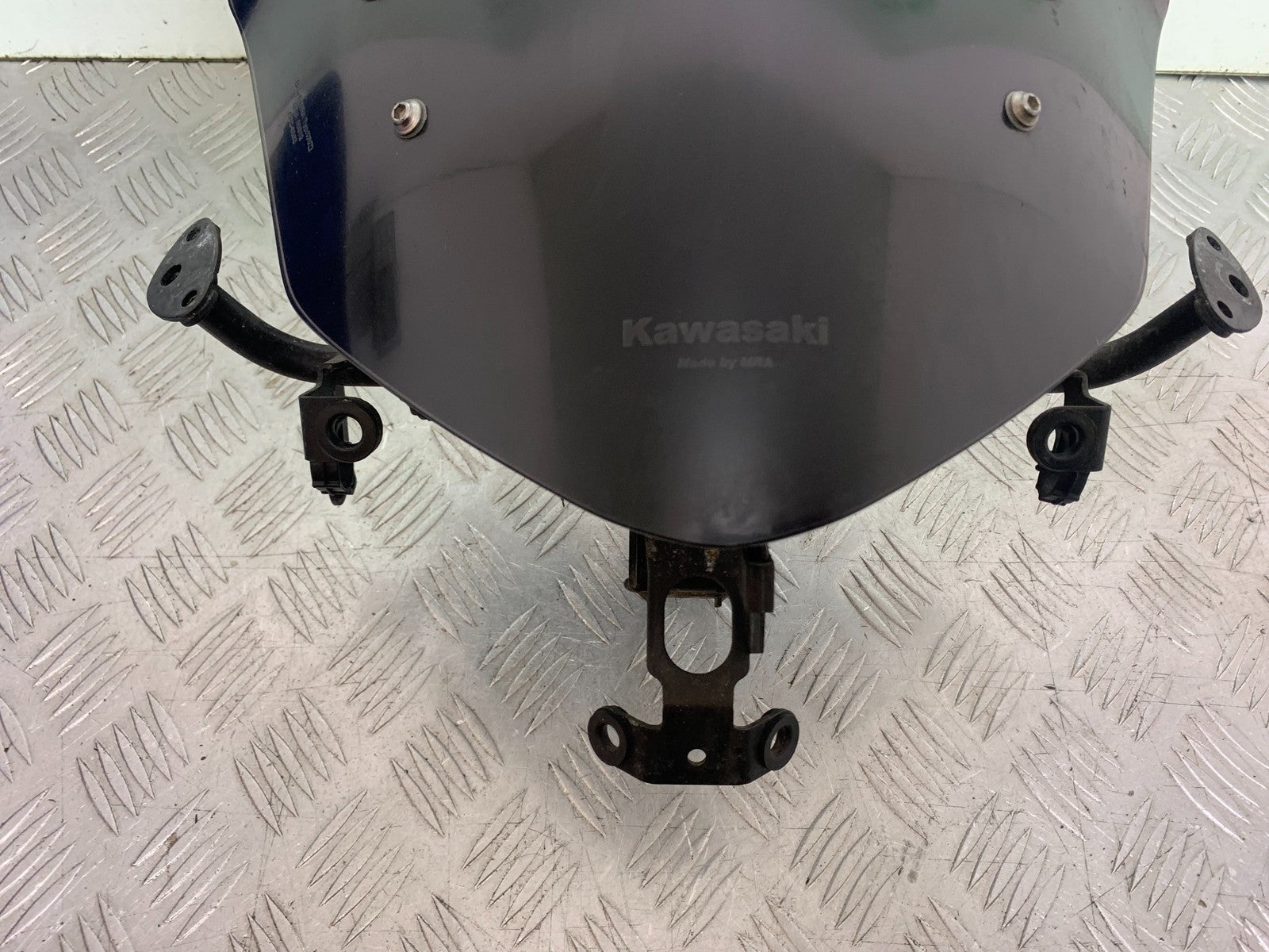 KAWASAKI Z1000 SX FAIRING BRACKET AND SCREEN  YEAR 2014-16 (CMB1264)
