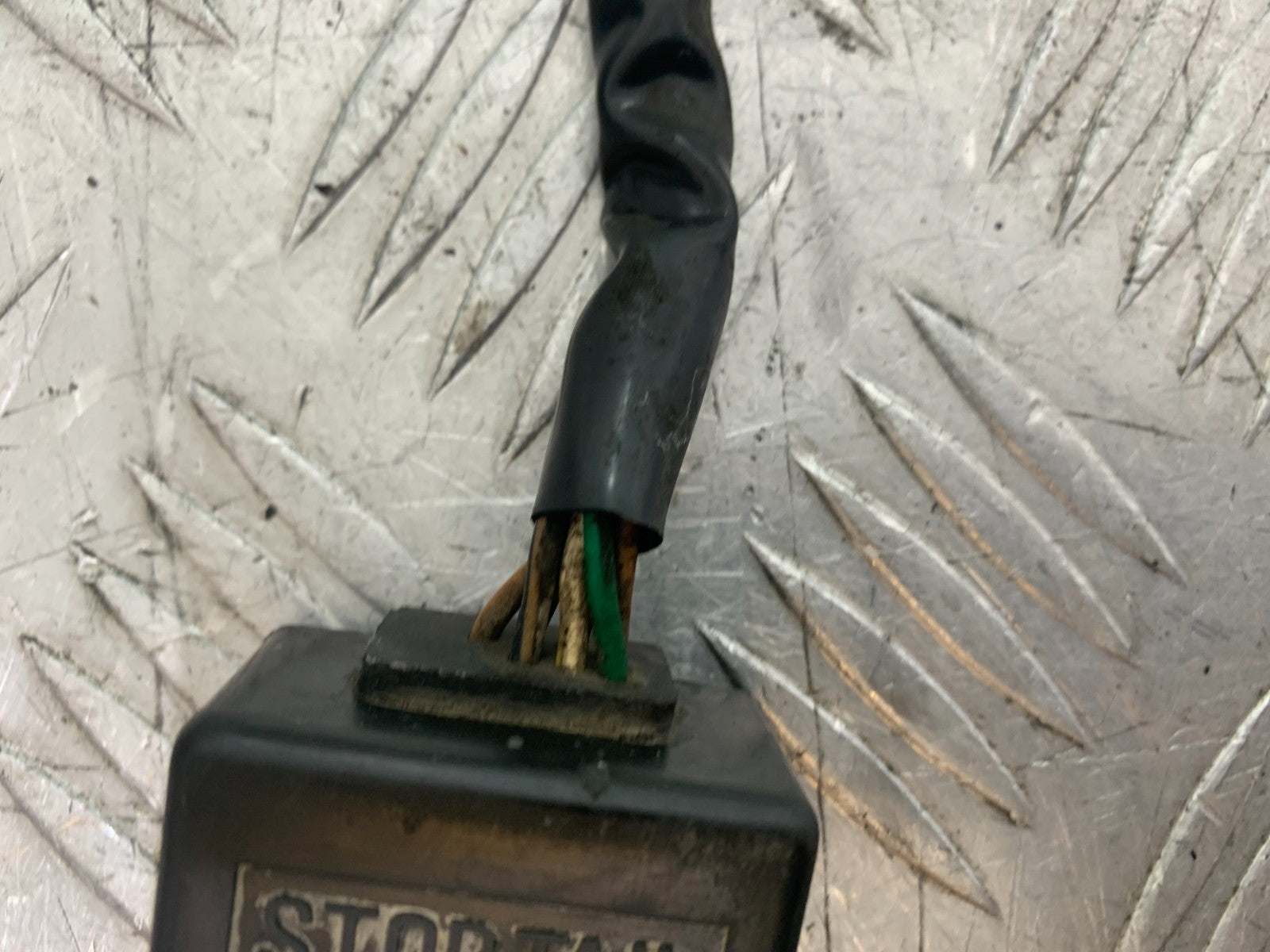 HONDA VT700 VT 700 SHADOW TAIL LIGHT RELAY  YEAR 1984-85 (CMB1328)