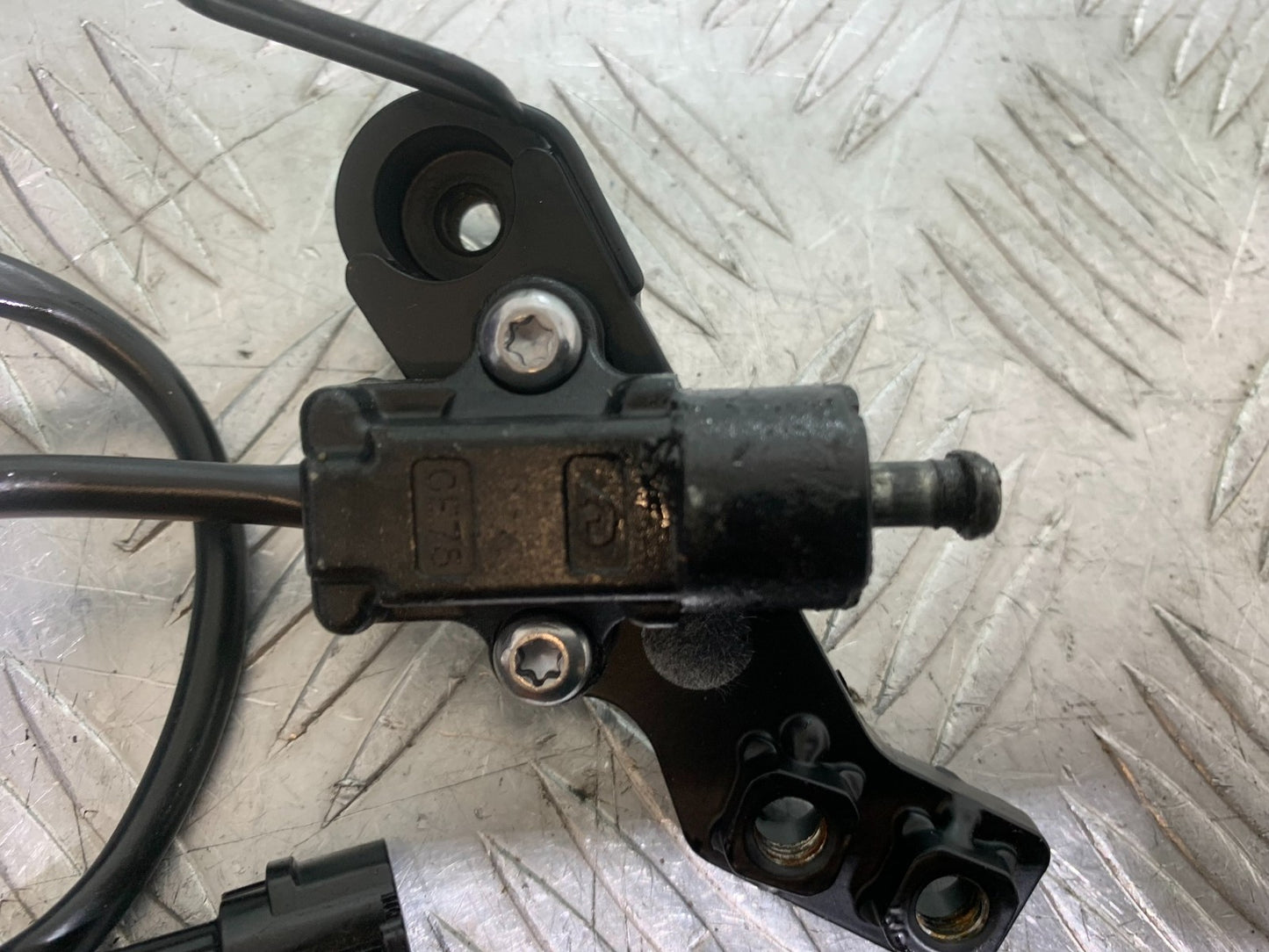 TRIUMPH TRIDENT 660 SIDE STAND SWITCH   YEAR 2021-2024 (CMB1295)