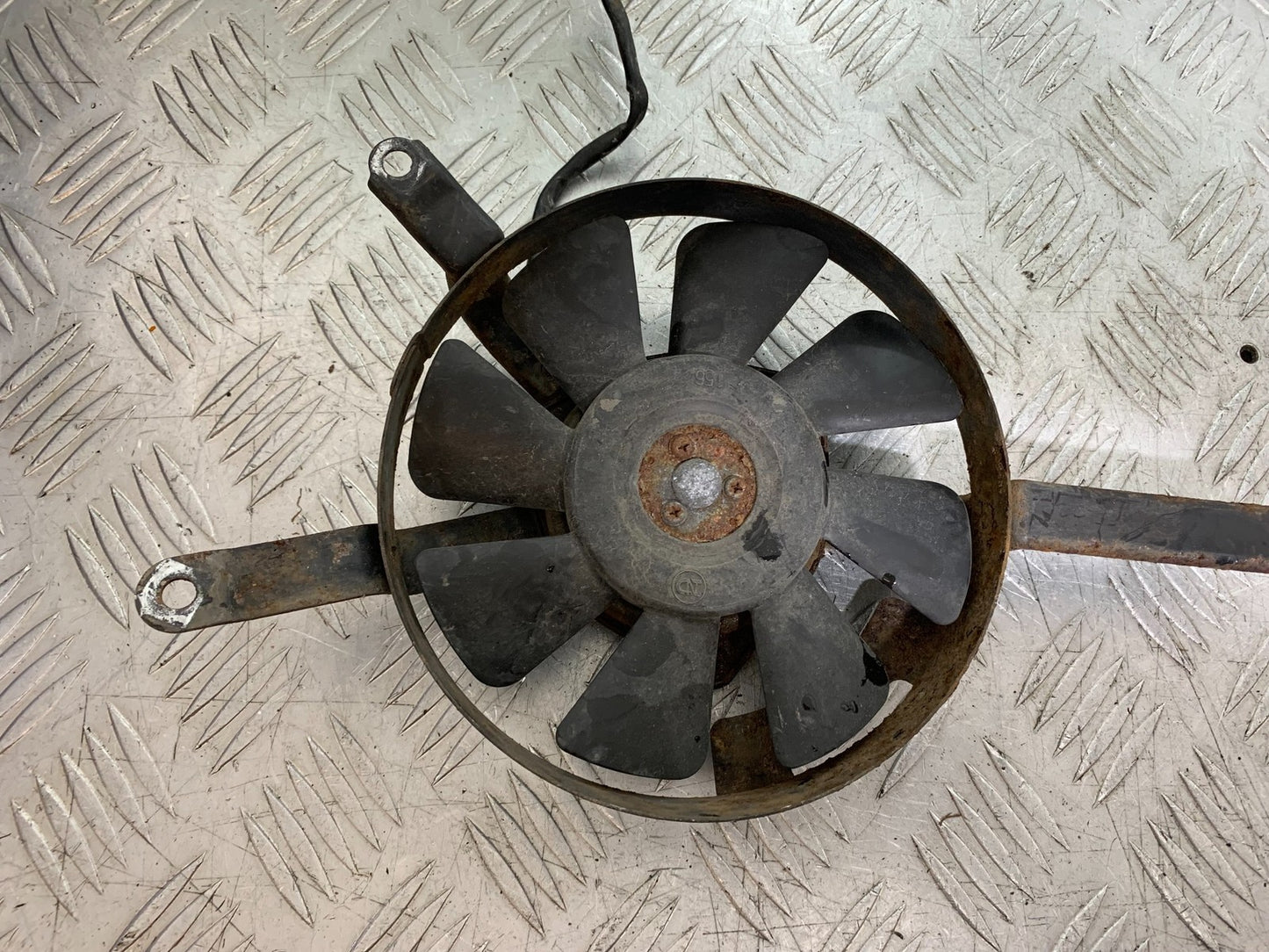 KAWASAKI ZX6R ZX6 J RADIATOR FAN  YEAR 2000 (CMB1312)