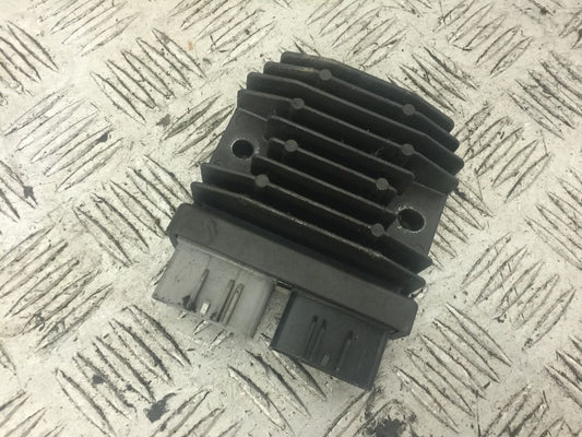 HONDA CRF1000 (DCT) AFRICA TWIN REGULATOR  YEAR 2016-2019 (STOCK 724)