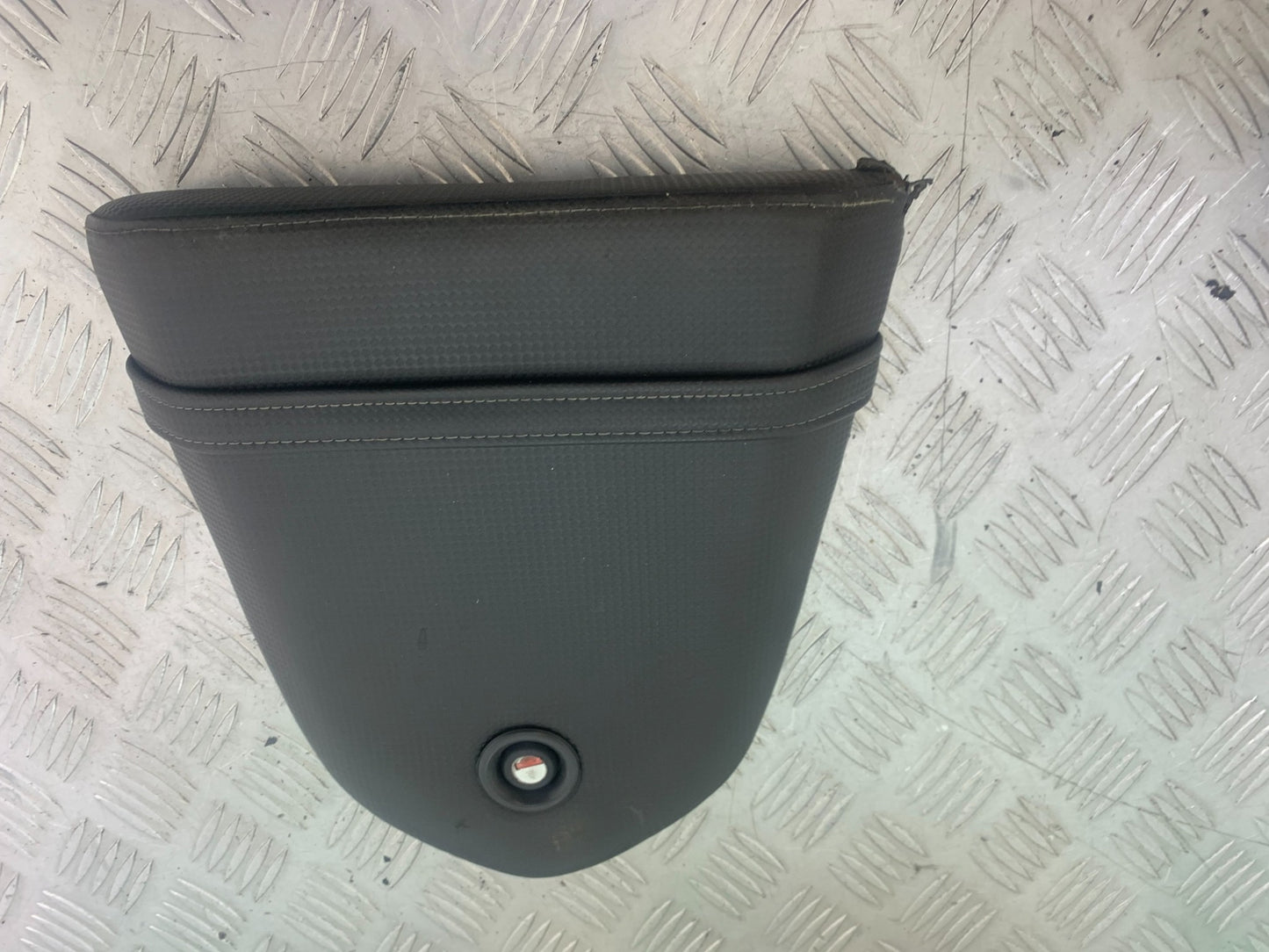 RIEJU 125 RS2 REAR SEAT  YEAR 2007 (CMB1142)