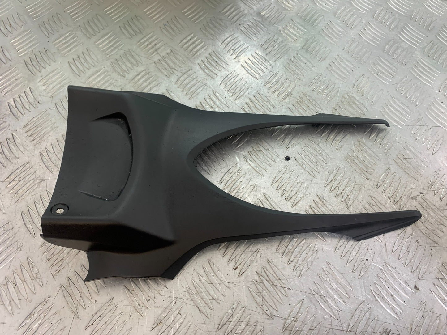 HONDA CBR1000 rr FIREBLADE UNDERTRAY  YEAR 2012-2016 (CMB1198)