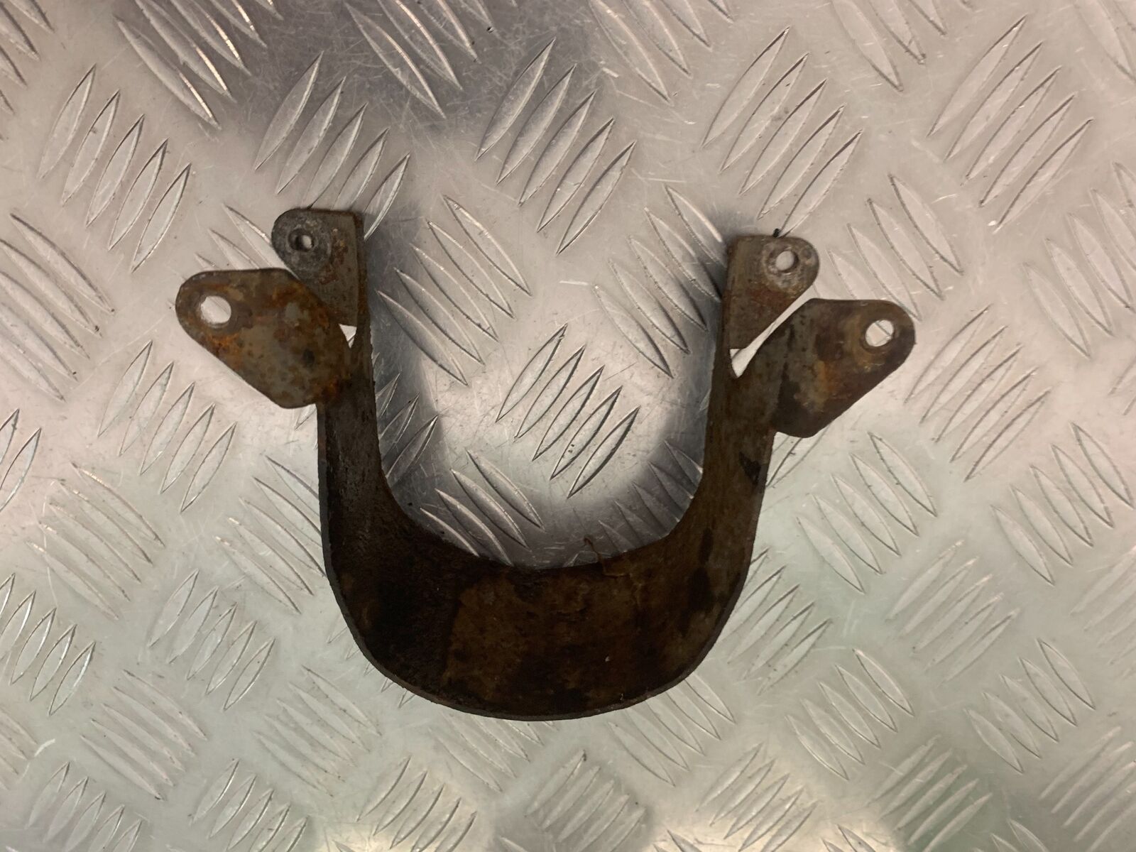 HONDA XL650 V TRANSALP FRONT MUDGUARD BRACE  YEAR 2001-2006 (STOCK 975)