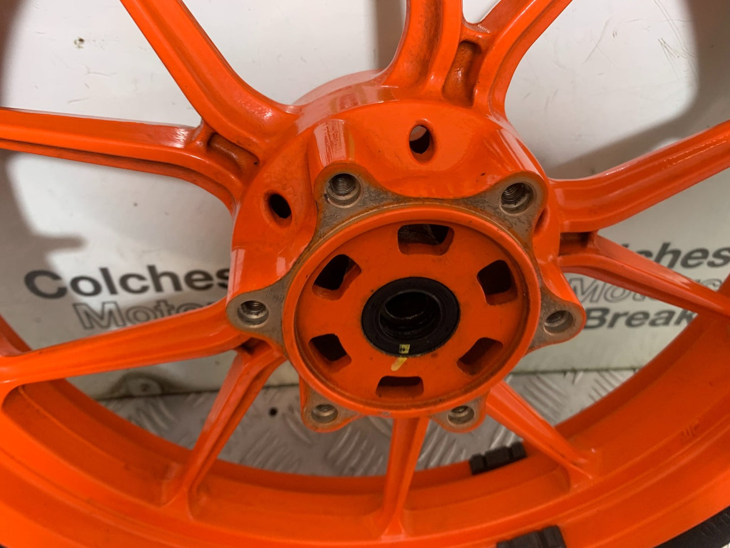 KTM DUKE 390 FRONT WHEEL YEAR 2017- 2023 (CMB1314)