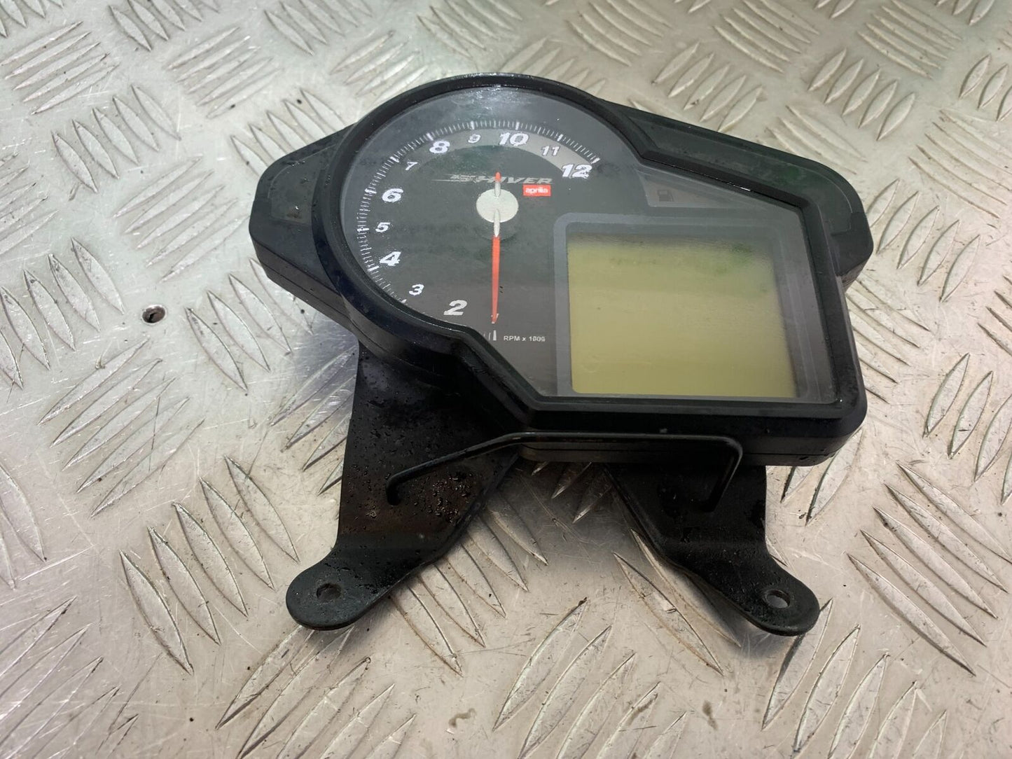 APRILIA SL750 SL 750 SHIVER CLOCKS SPEEDO DASH  YEAR 2012 (CMB1074)