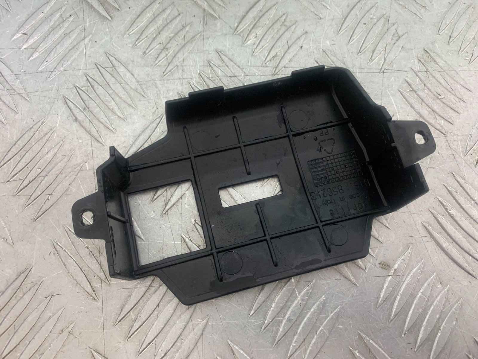 APRILIA SL750 SL 750 SHIVER INFILL COVER YEAR 2008-2016 (CMB1242)
