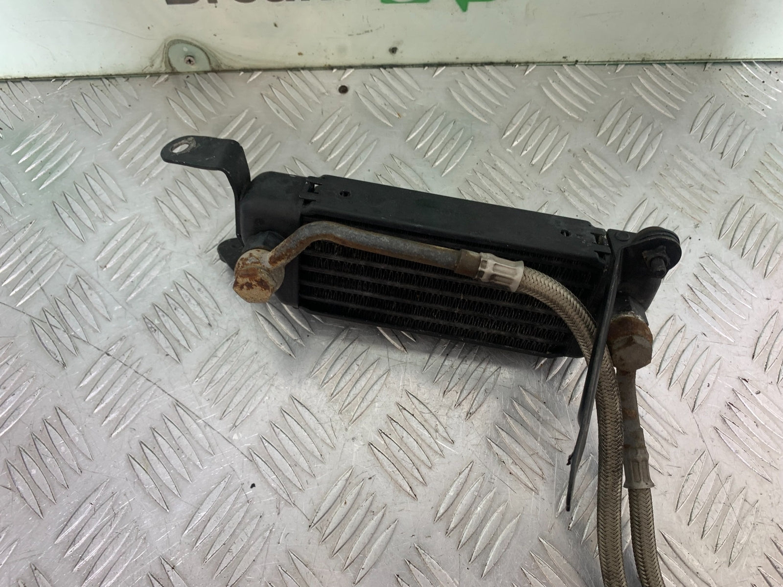 TRIUMPH T509 SPEED TRIPLE OIL COOLER AND LINES   YEAR 1997-1998 (CMB1144)