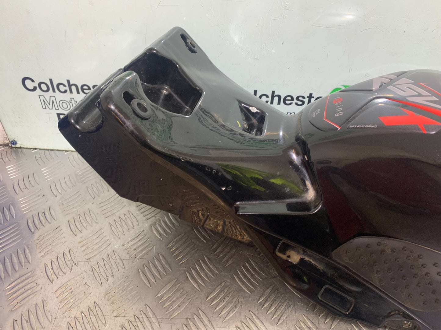 APRILIA RSV4 FACTORY PETROL TANK   YEAR 2009-2012(CMB1224)