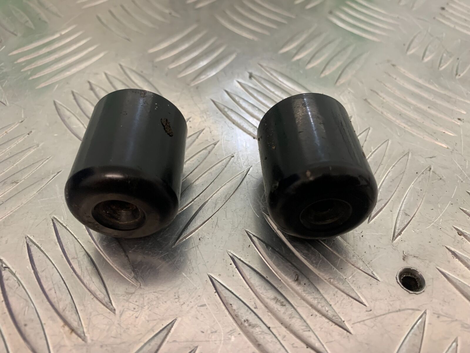 SUZUKI DL 650 V-STROM BAR END WEIGHTS  YEAR 2006 2011 (STOCK 954)