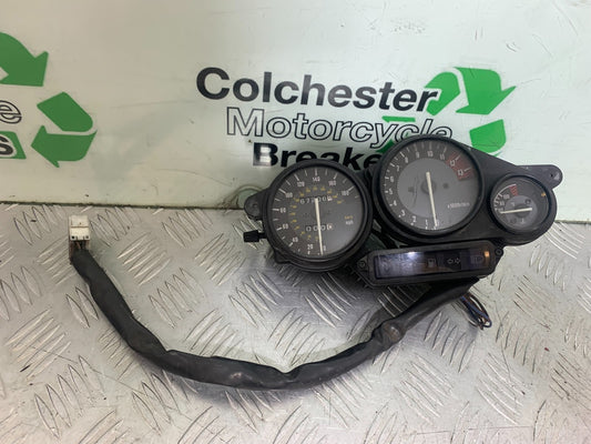 YAMAHA YZF1000 THUNDERACE CLOCKS SPEEDO DASH  YEAR 1997-2000 (CMB1204)