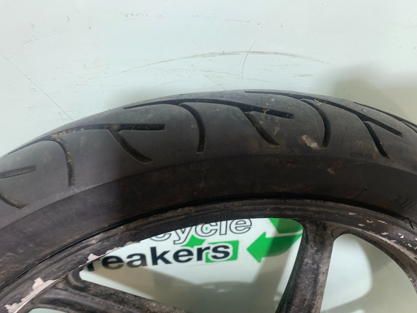 HONDA CBF125 CBF 125 FRONT WHEEL  YEAR 2009-14  (CMB1172)