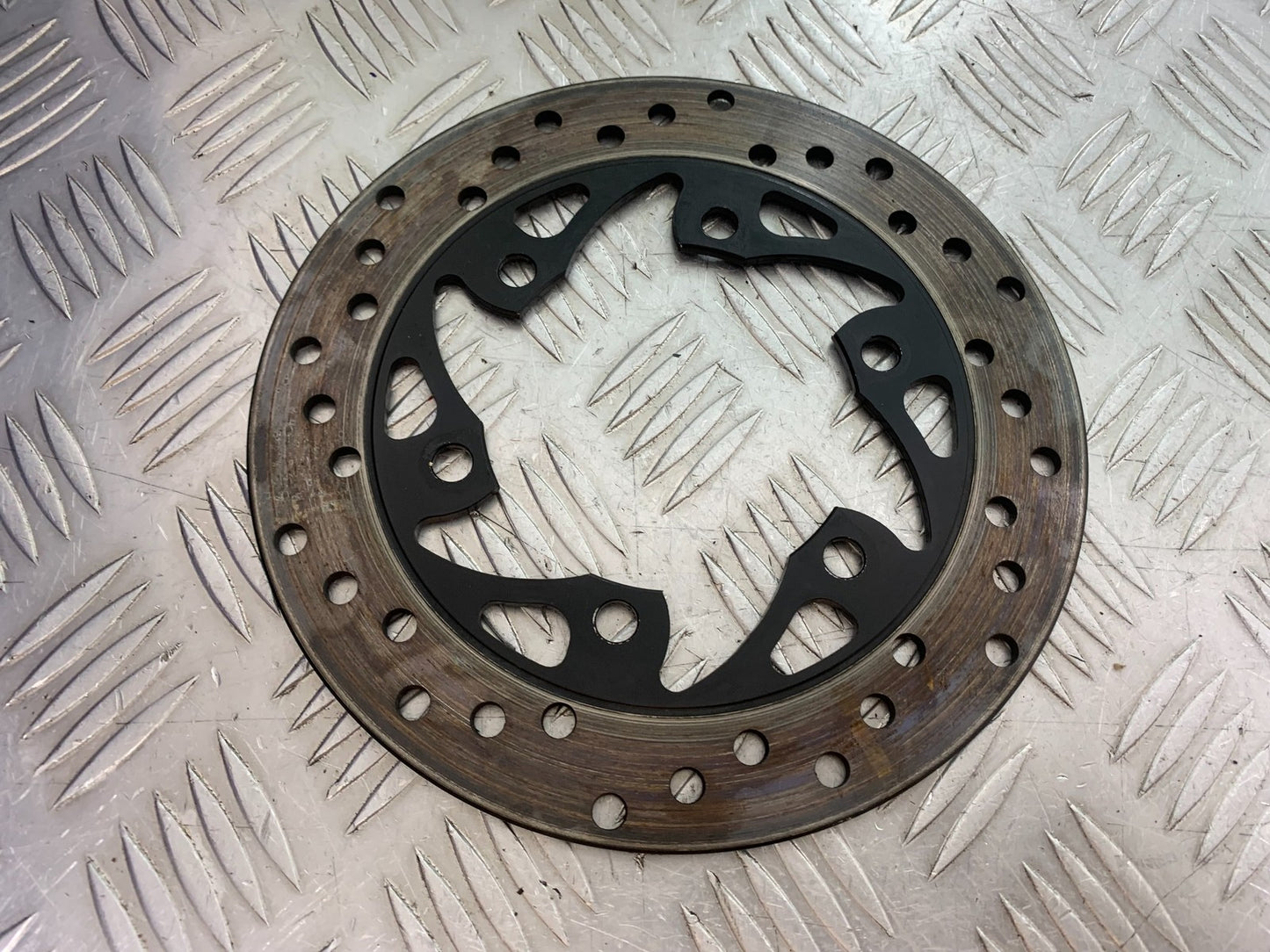 KTM DUKE 390 REAR BRAKE DISC  YEAR 2017- 2023 (CMB1314)