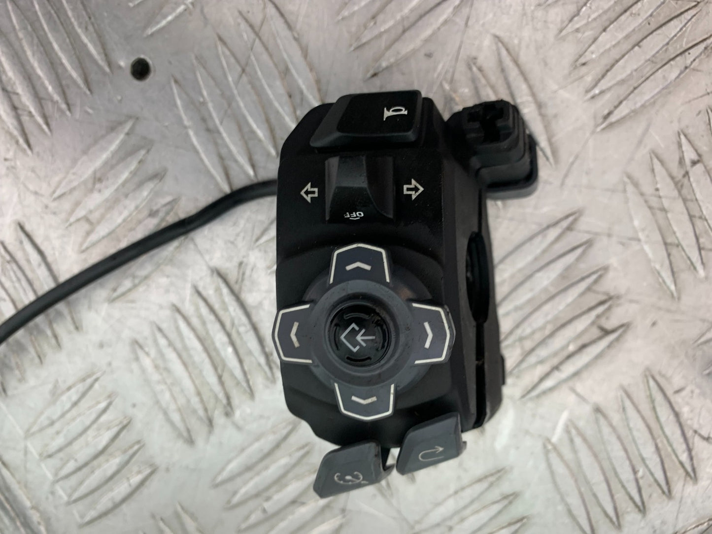 KTM 1290 SUPER DUKE R LEFT SWITCH GEAR  YEAR 2020-2024 (CMB1272)