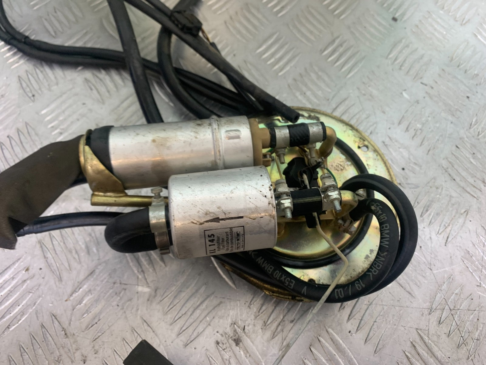 BMW R850 R R850R PETROL PUMP YEAR 1994-2002 (CMB1170)