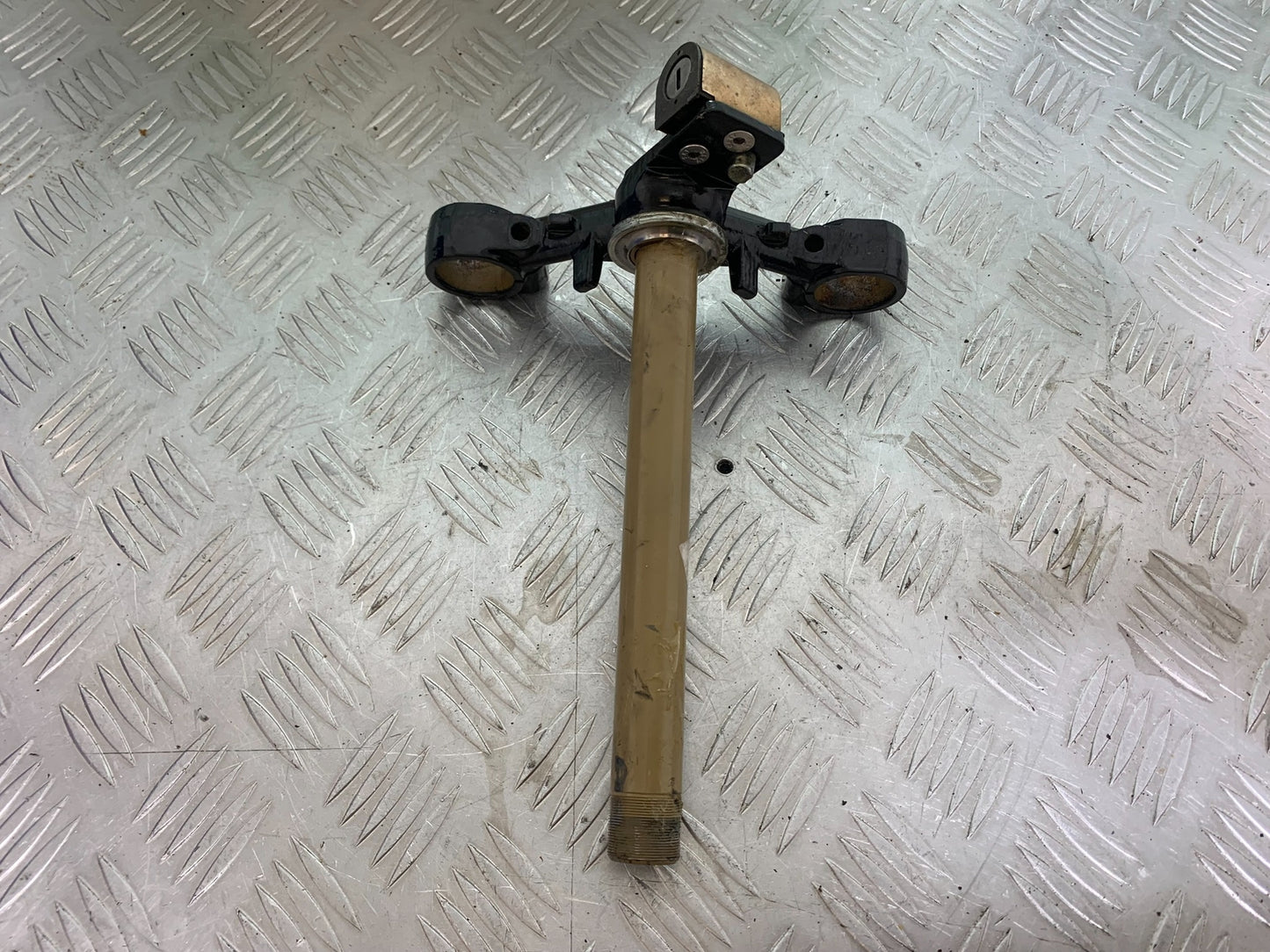 ROYAL ENFIELD BULLET 500 EFI BOTTOM YOKE  YEAR 2008 - 2016 (CMB1153)