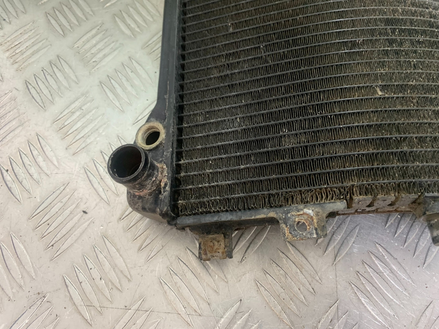 KAWASAKI ZZR1100 D RADIATOR  YEAR 1993-2001 (CMB1164)