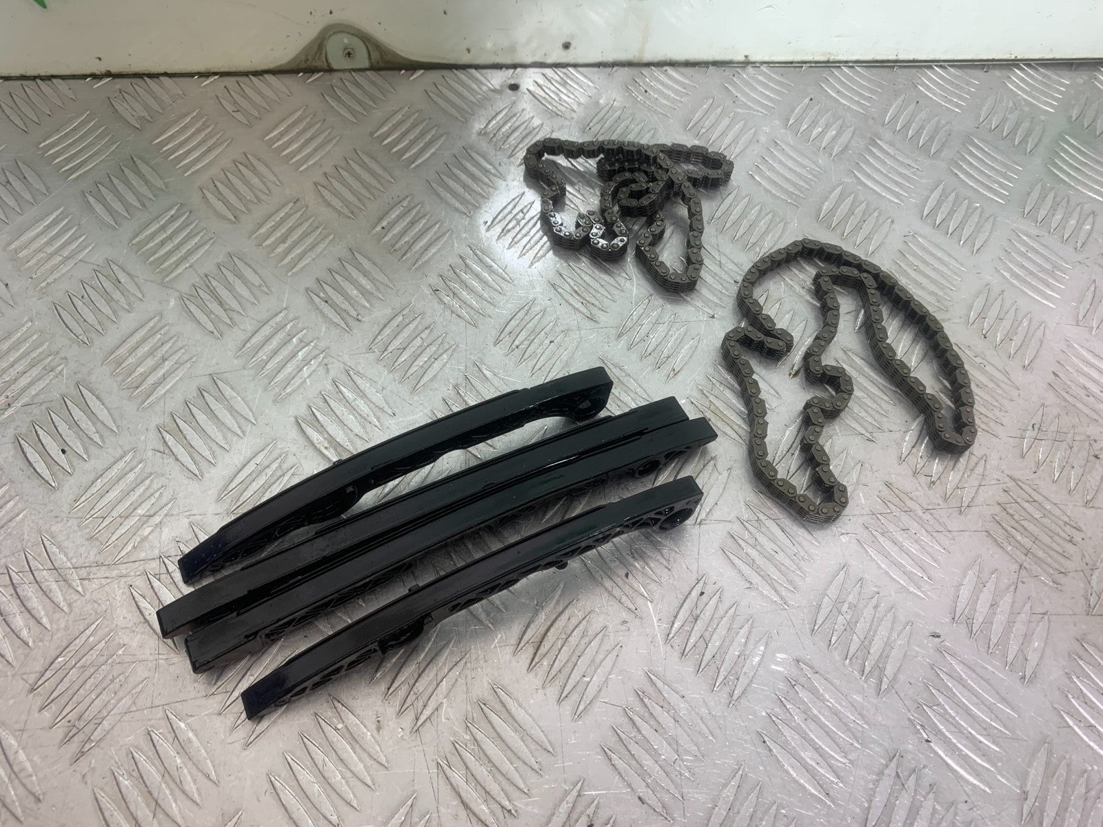 APRILIA RSV4 FACTORY CAM CHAIN AND BLADES   YEAR 2009-2012 (CMB1224)