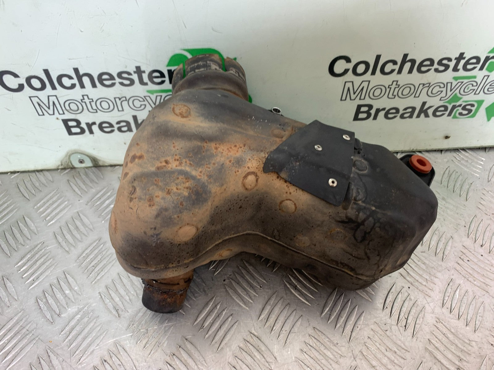KTM 125 DUKE EXHAUST COLLECTOR BOX YEAR 2018-2023 (CMB1185)