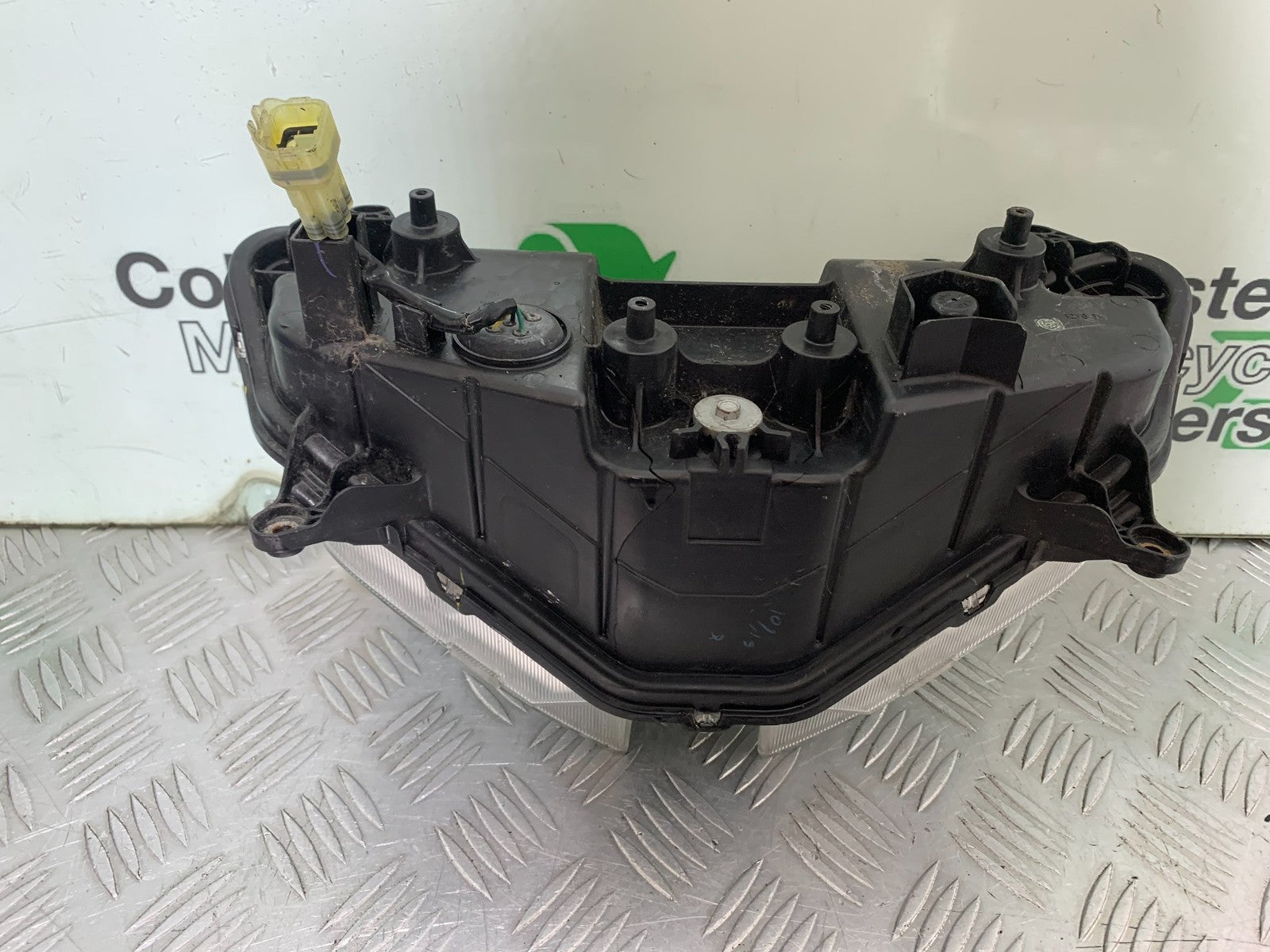 YAMAHA YZF-R125 YZF 125 HEADLIGHT  YEAR 2019-2022 (CMB1263)